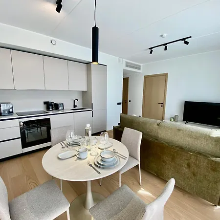 Avalon Premium With Balcony & Free Parking Tallinn